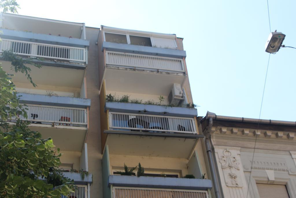 Verona Apartman Szeged Exterior foto